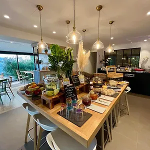 Campanile Orange Centre Sortie 21 Sur A7 A9 3*, Orange (Vaucluse) France