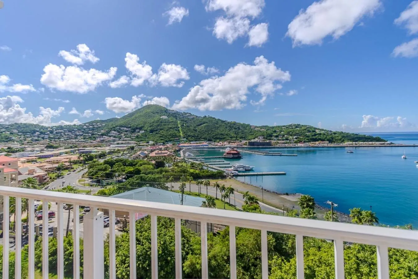*** Resort Pirate'S Pension At Bluebeard'S Castle Pearson Gardens United States Virgin Islands